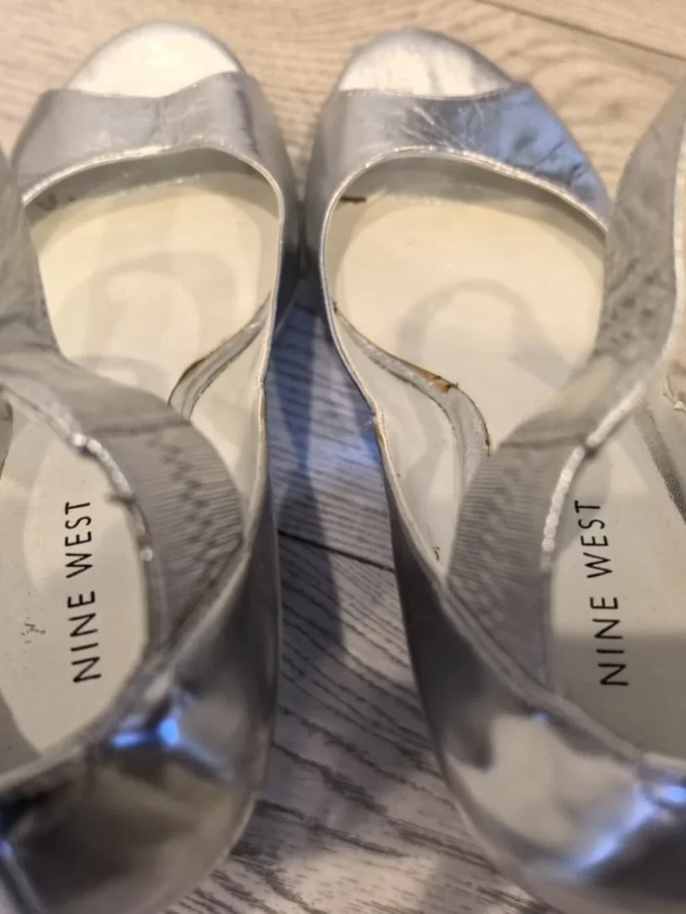Nine West Silver Metallic Leather Peep Toe Wedge Heels Ankle Strap Size 6.5